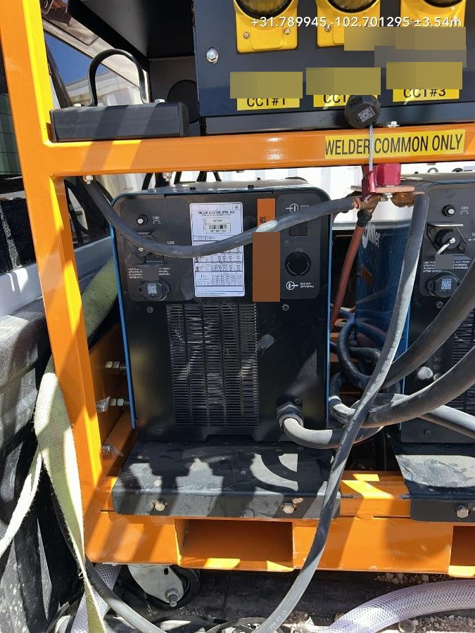 2025 MILLER ELECTRIC XMT 400