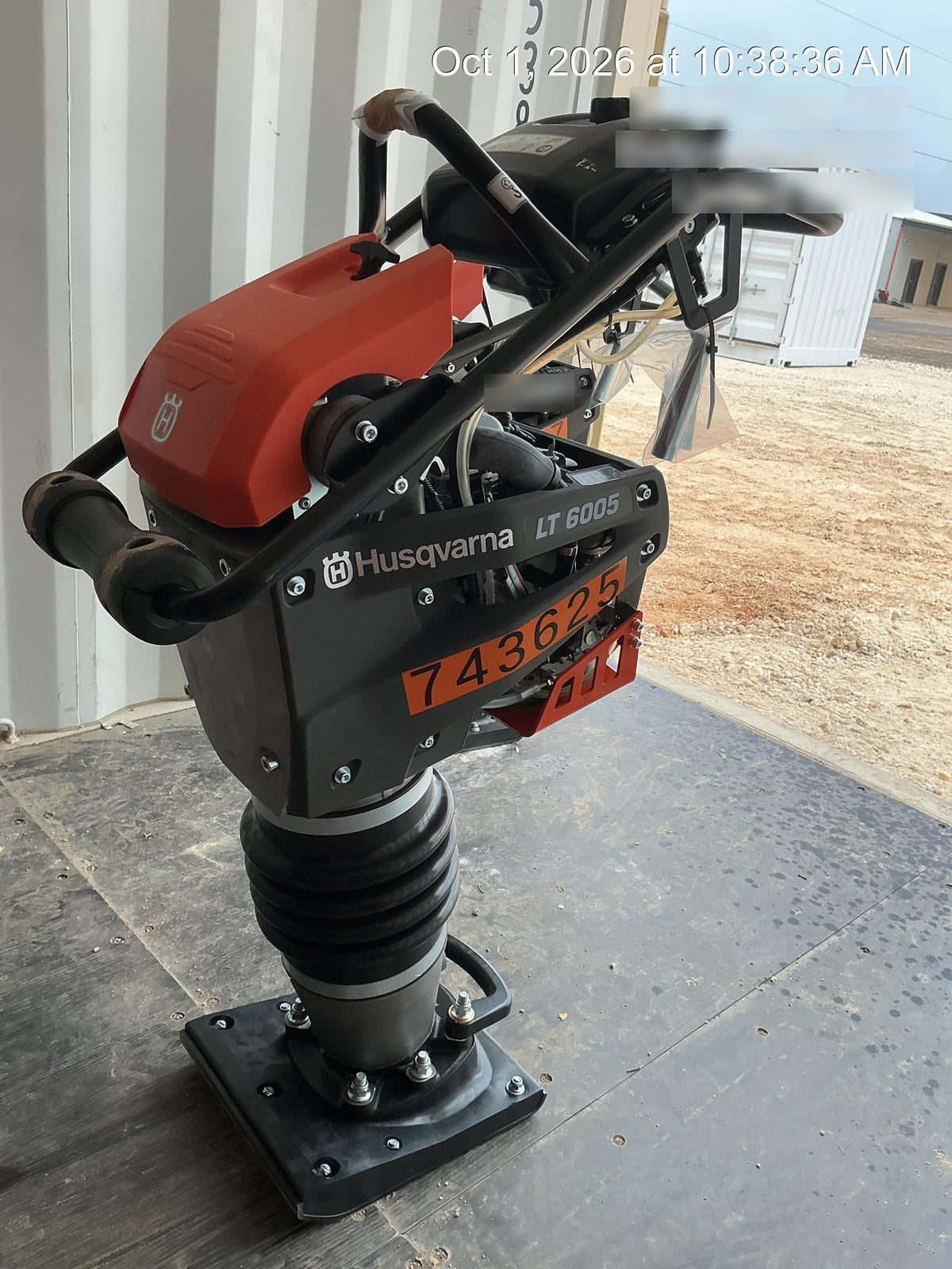 2026 HUSQVARNA LT6005