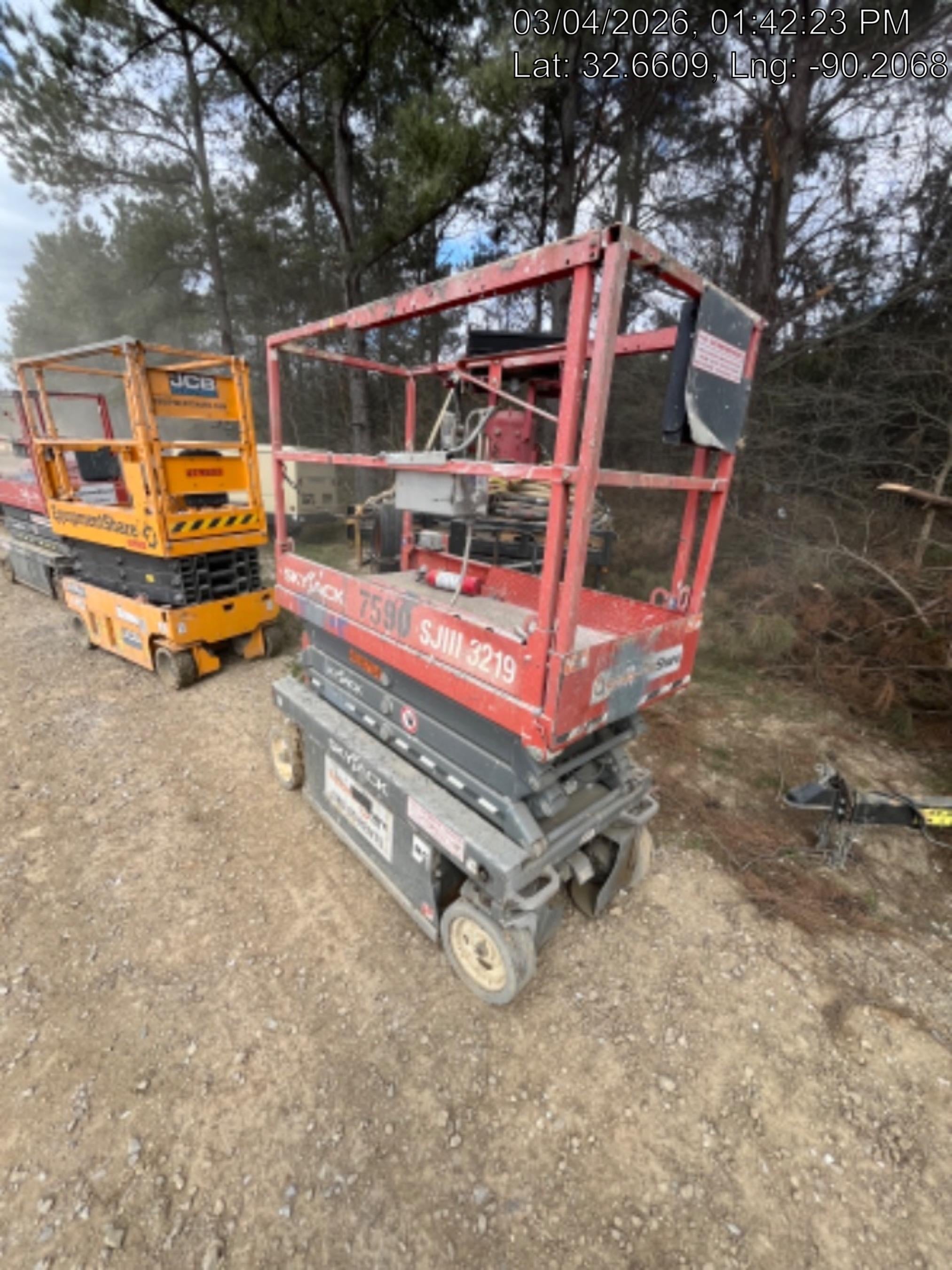 2018 Skyjack SJIII-3219 Skyjack SJIII3219 Scissor Lift w/Trojan Batteries