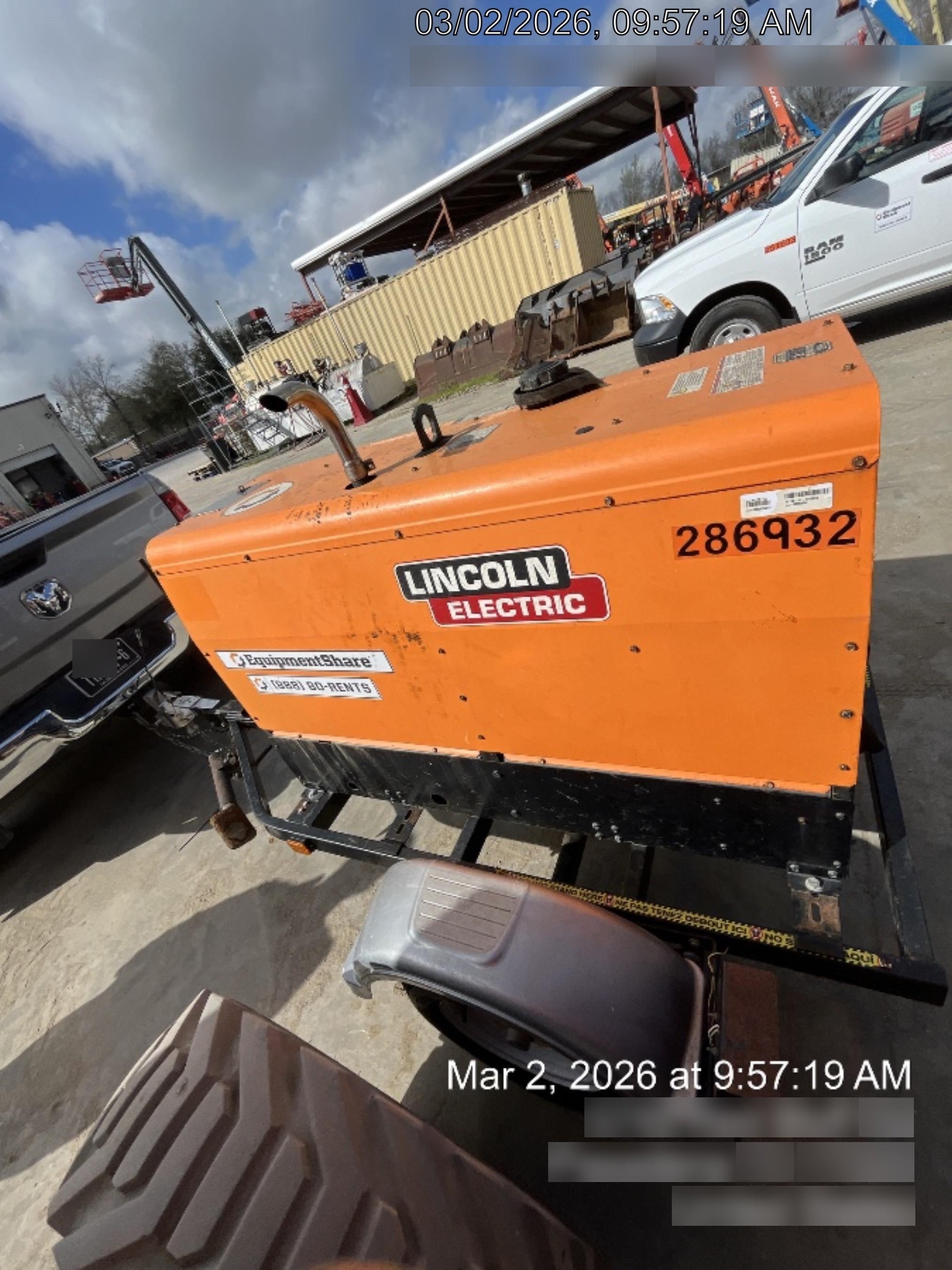 2022 Lincoln Electric LE400 Kubota V1505, Trlr, Cable Rack, Light Kit, ES Decals, T3