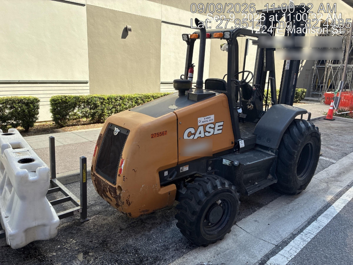 2023 CASE 588H