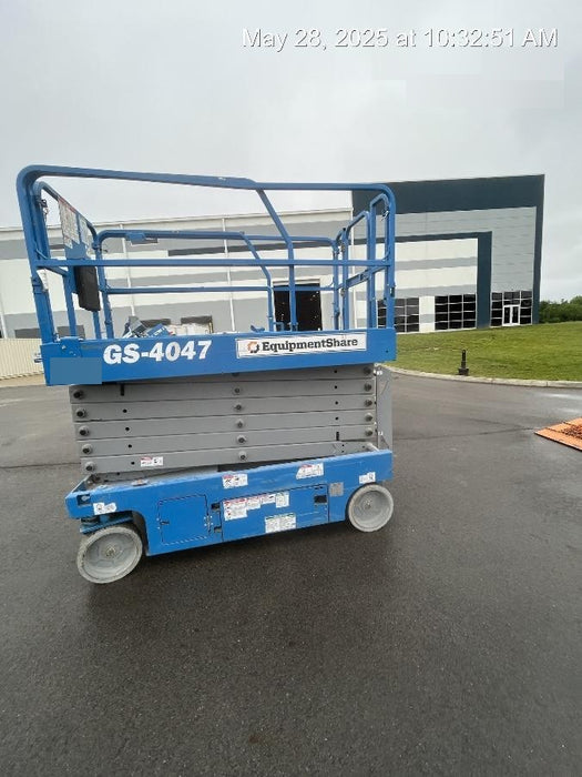 2019 GENIE GS-4047