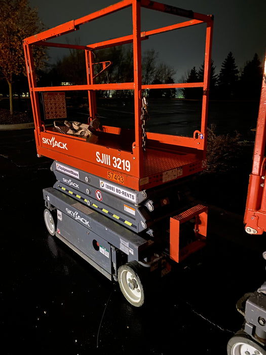 2017 Skyjack SJIII-3219 Standard Rental Specs
