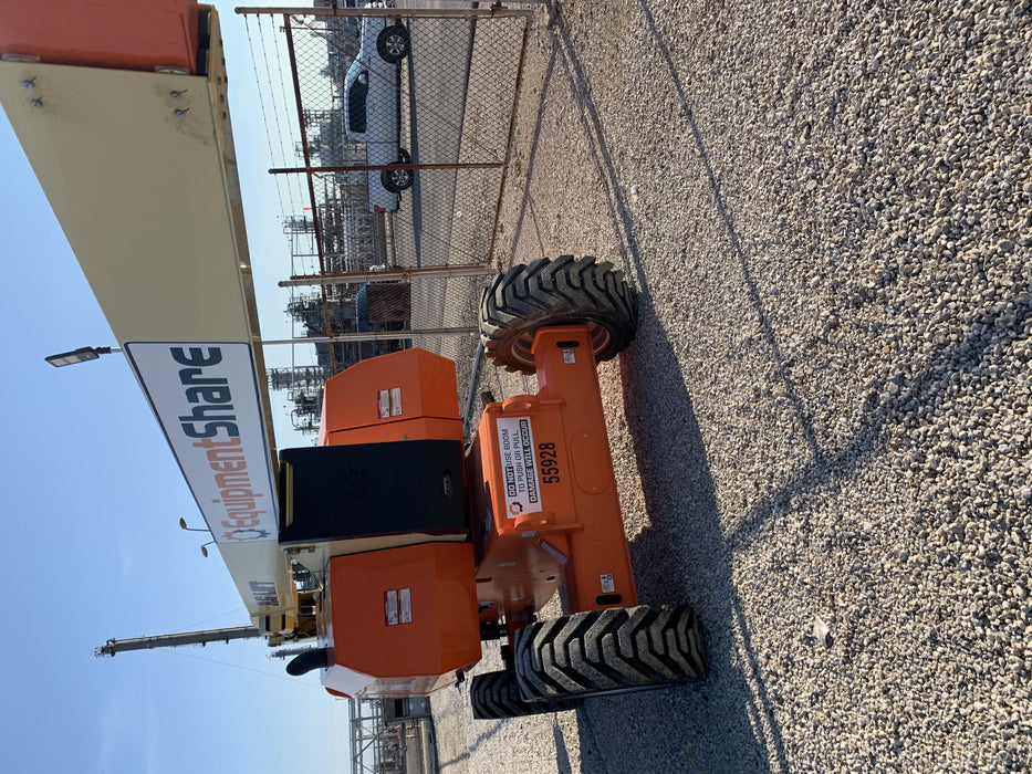 2020 JLG 800AJ