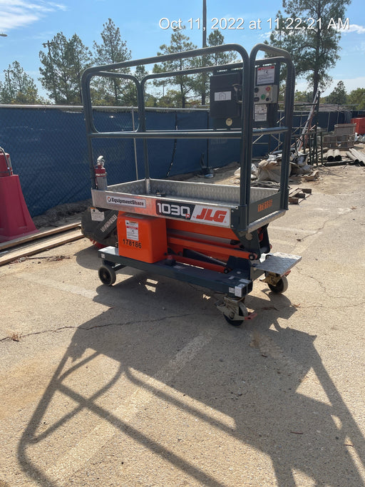 2021 JLG 1030P