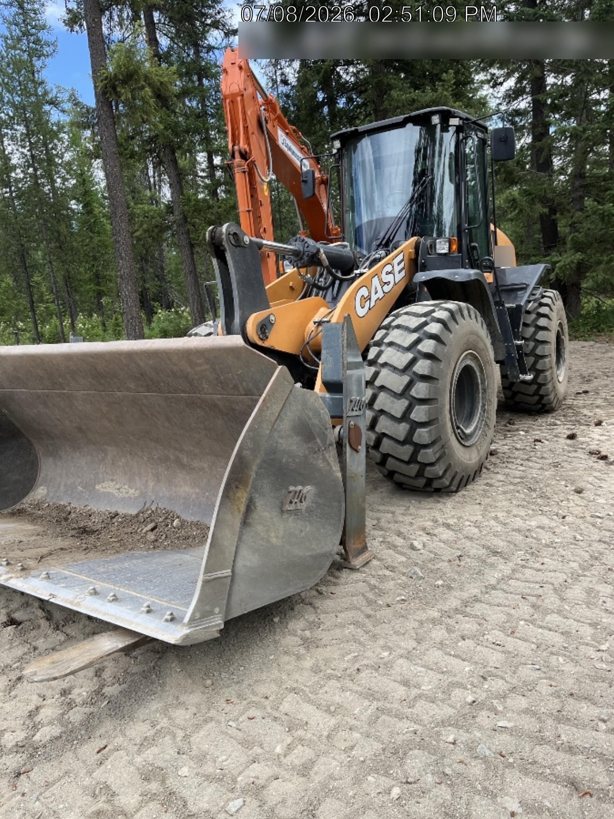 2022 CASE 821G