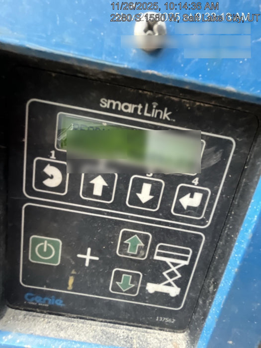 2019 Genie GS-2632 Folding rails with half height swing gate