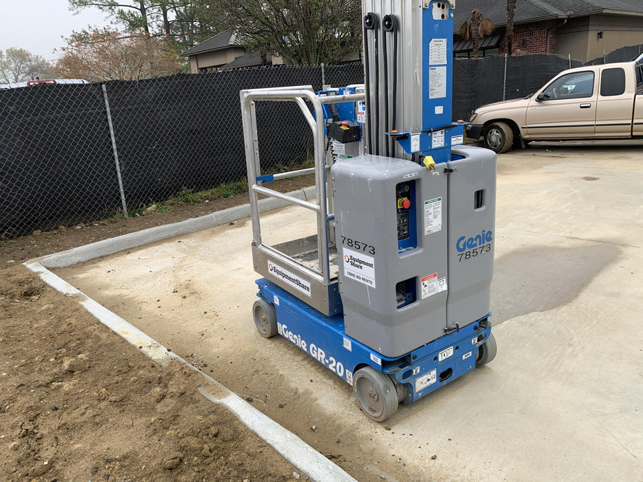 2020 GENIE GR-20