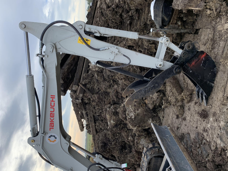 2020 Takeuchi TB250-2C Cab/Heat/Air, Rubber Tracks, Manual TAG QC