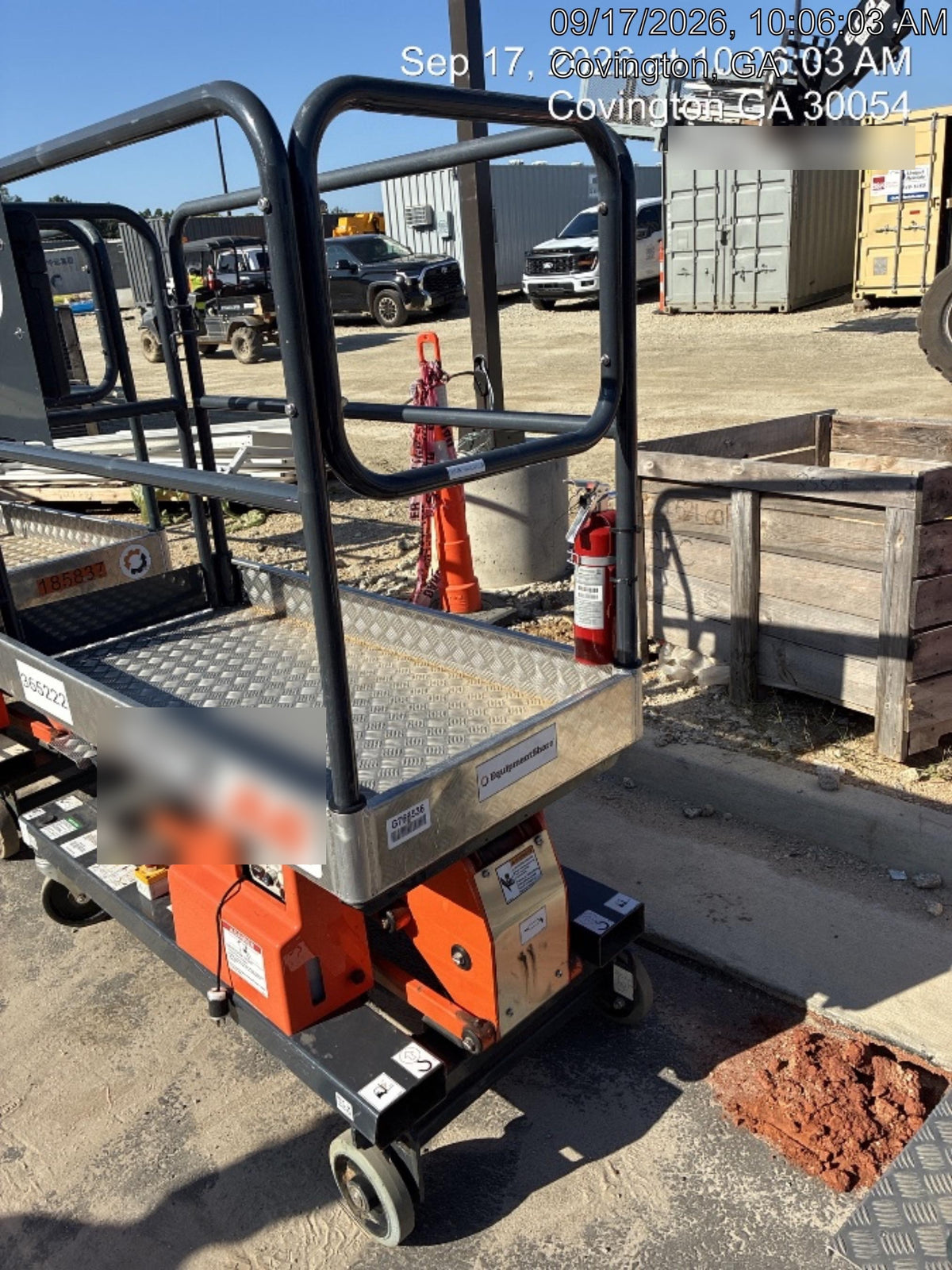 2023 JLG 1030P
