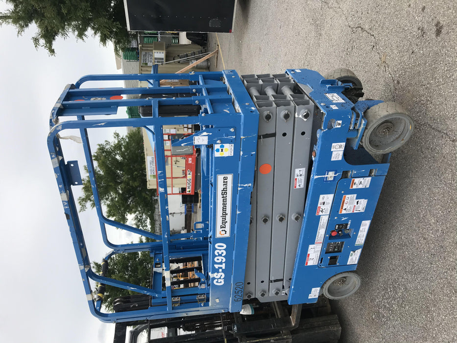 2020 Genie GS-1930 Solid Non Marking Tires, Beacon, Folding rails with half height swing gate