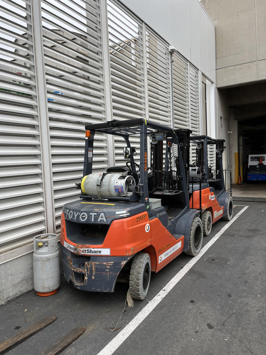 2022 TOYOTA 8FGU25 LP w/ Scale