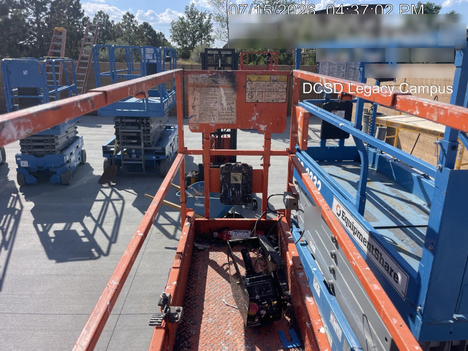 2022 JLG ES2632