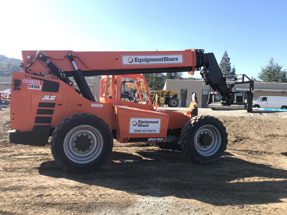 2020 Skytrak 8042 74 Hp, FF Tires, Work Lights, Beacon, Aux Hydraulics, Back up Alarm, Lifting Eye, ES Decals