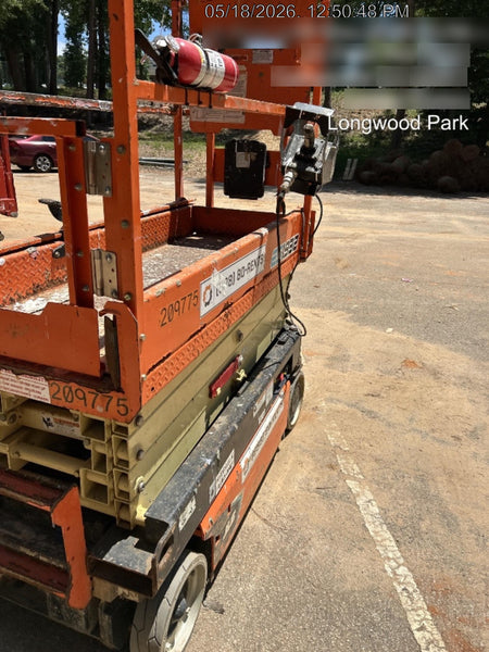2022 JLG ES1932