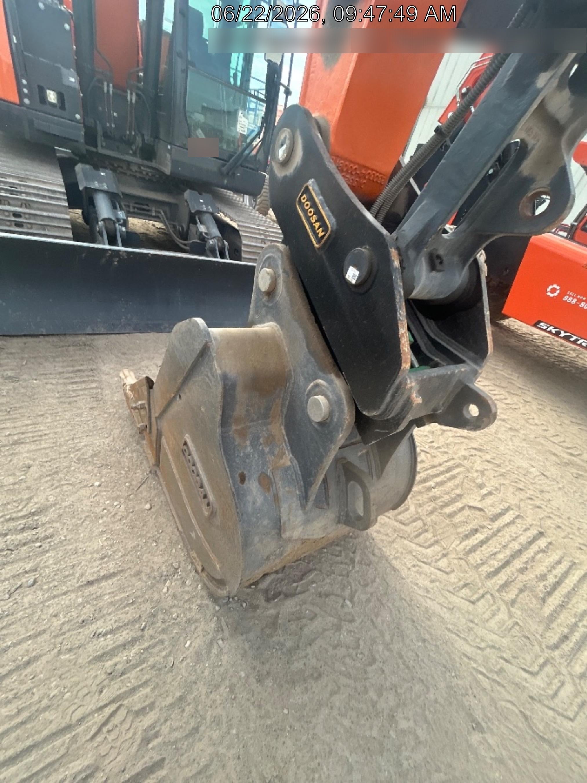2022 DOOSAN DX140LCR-7