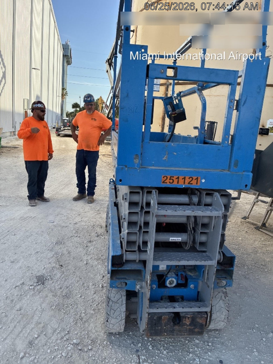 2022 GENIE GS-2632