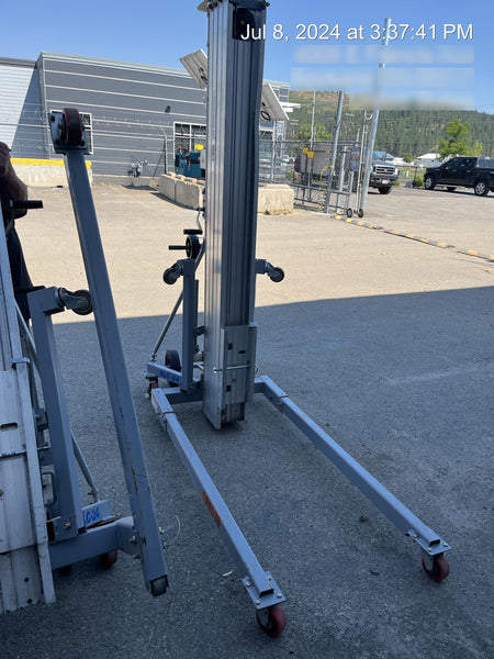 2020 GENIE SLC-24