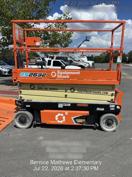 2023 JLG ES2632