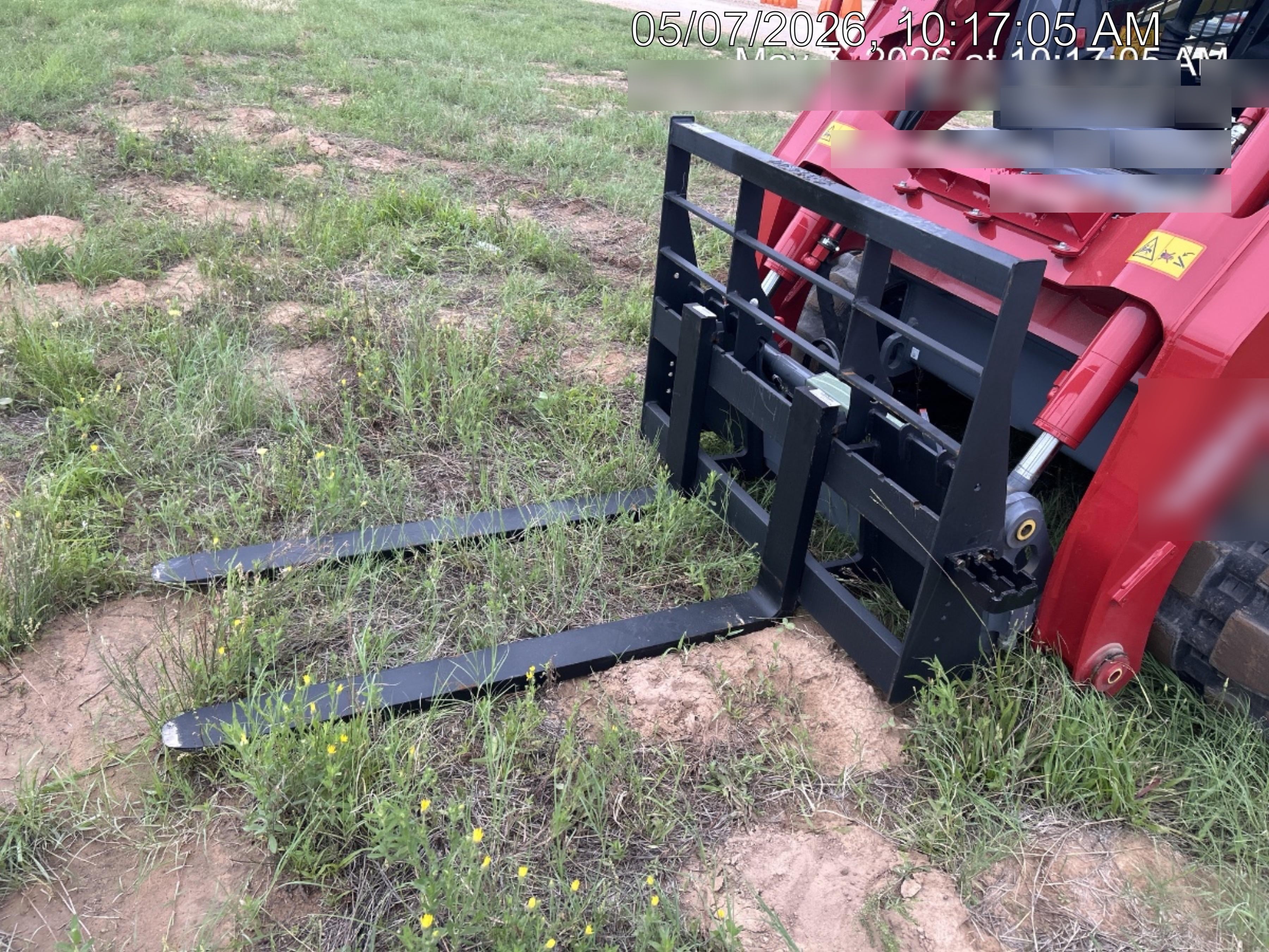 2026 ARROW MATERIAL HANDLING 48" Pallet Forks - Arrow