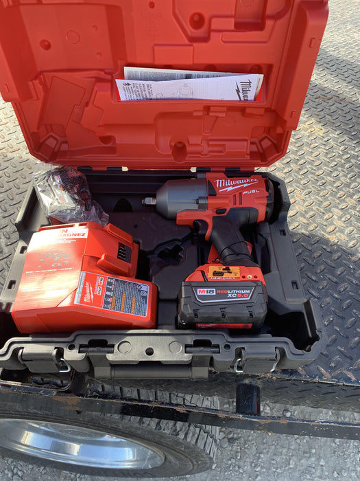 2021 MILWAUKEE 2863-22