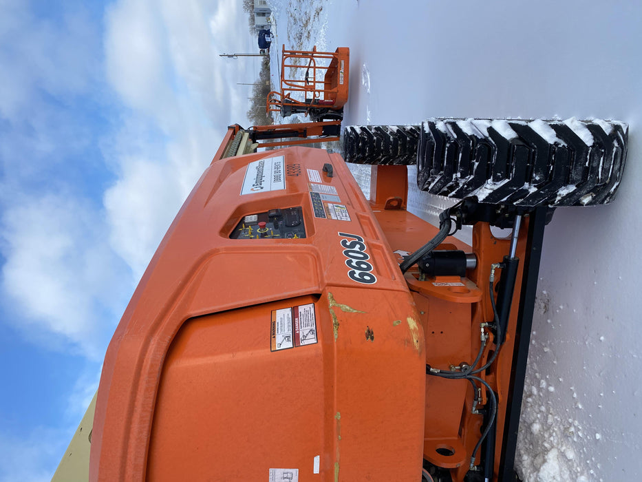 2019 JLG 660SJ