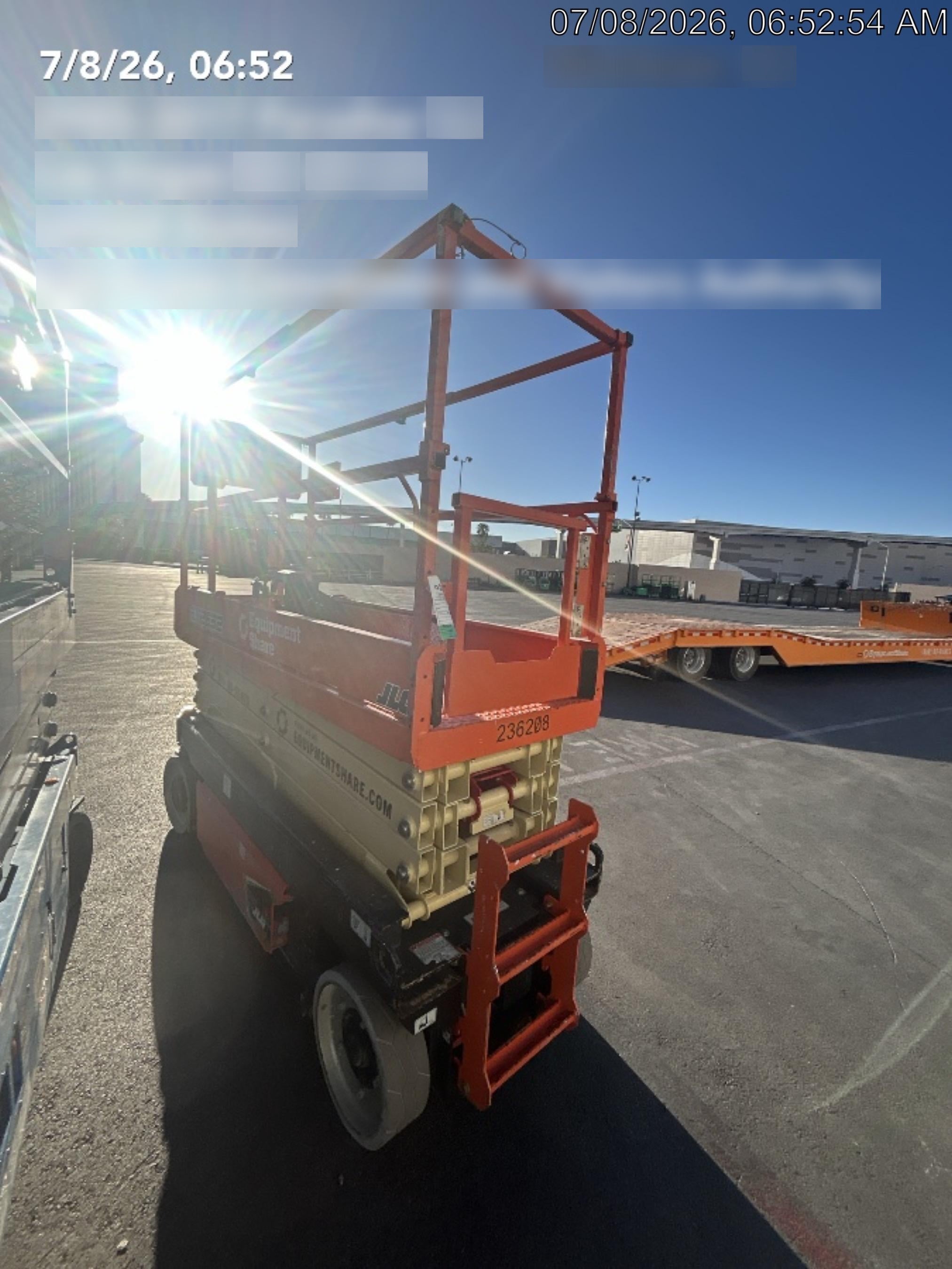 2022 JLG ES2632