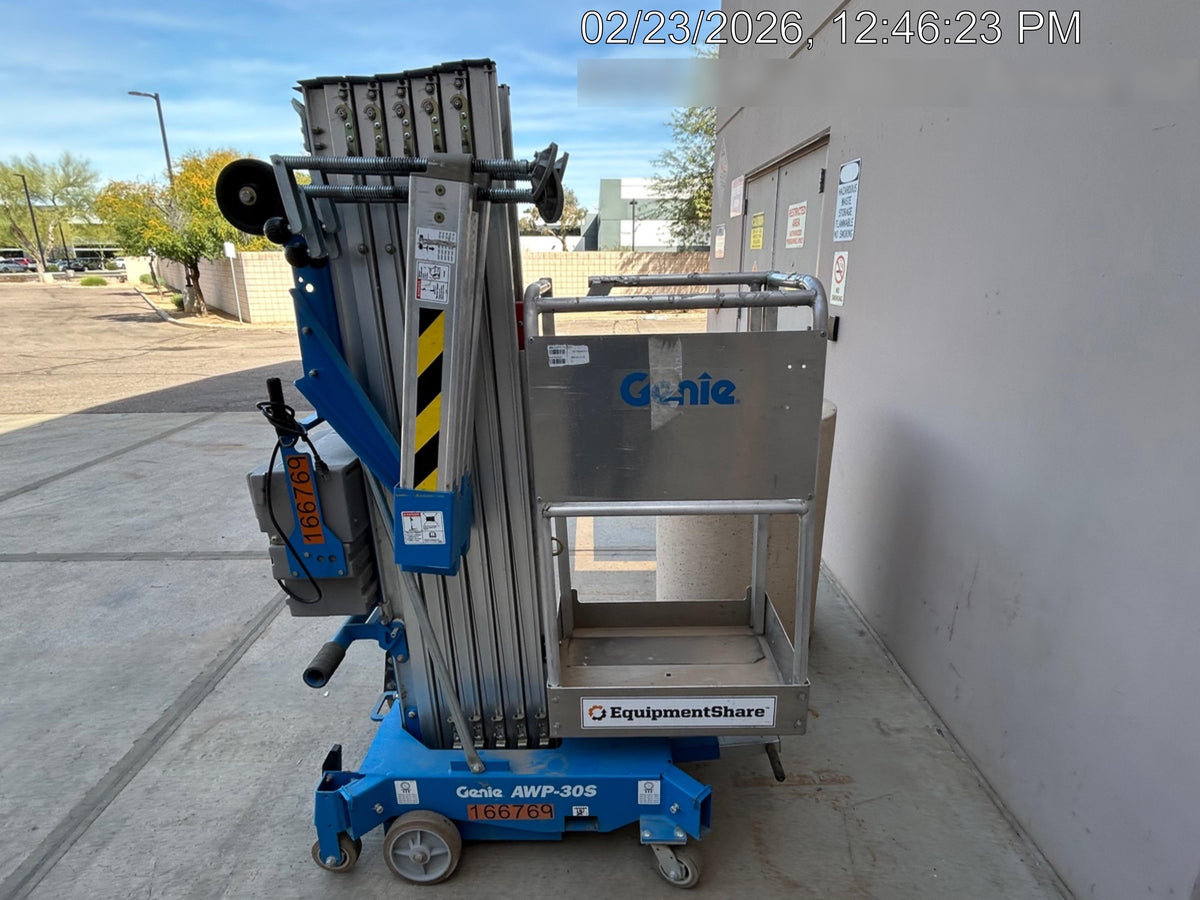 2021 GENIE AWP-30S DC