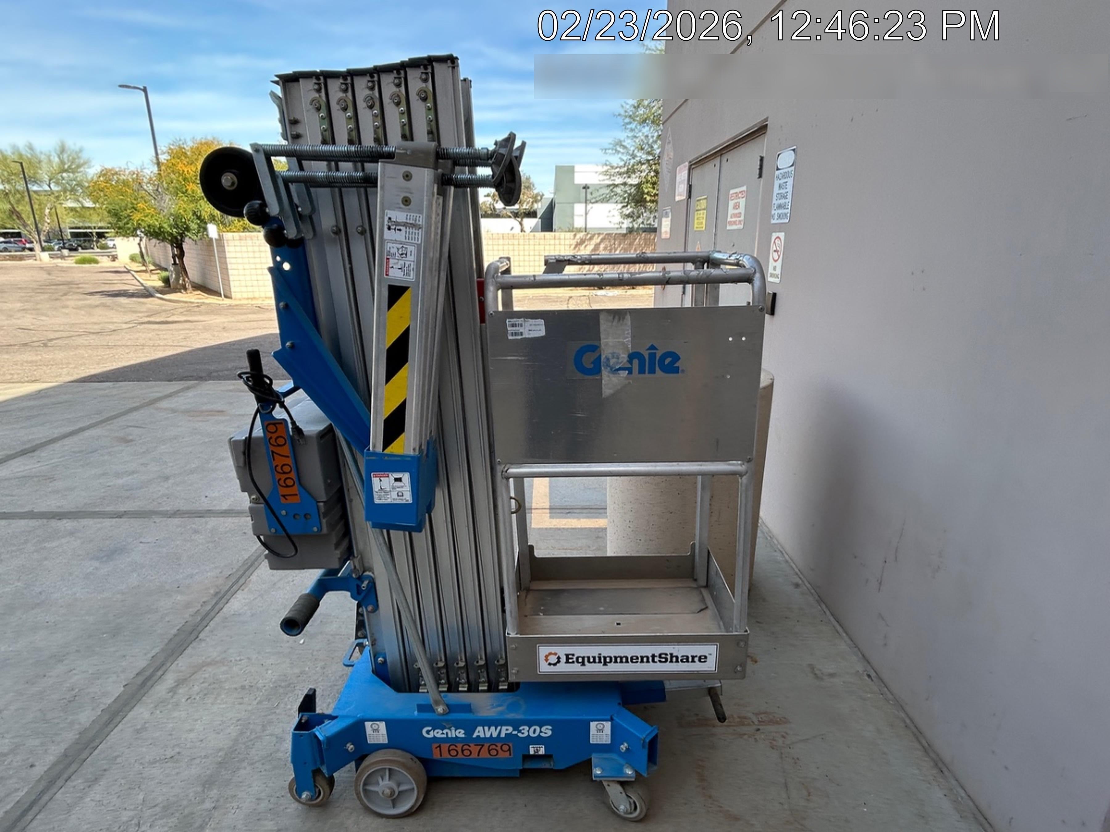 2021 GENIE AWP-30S DC