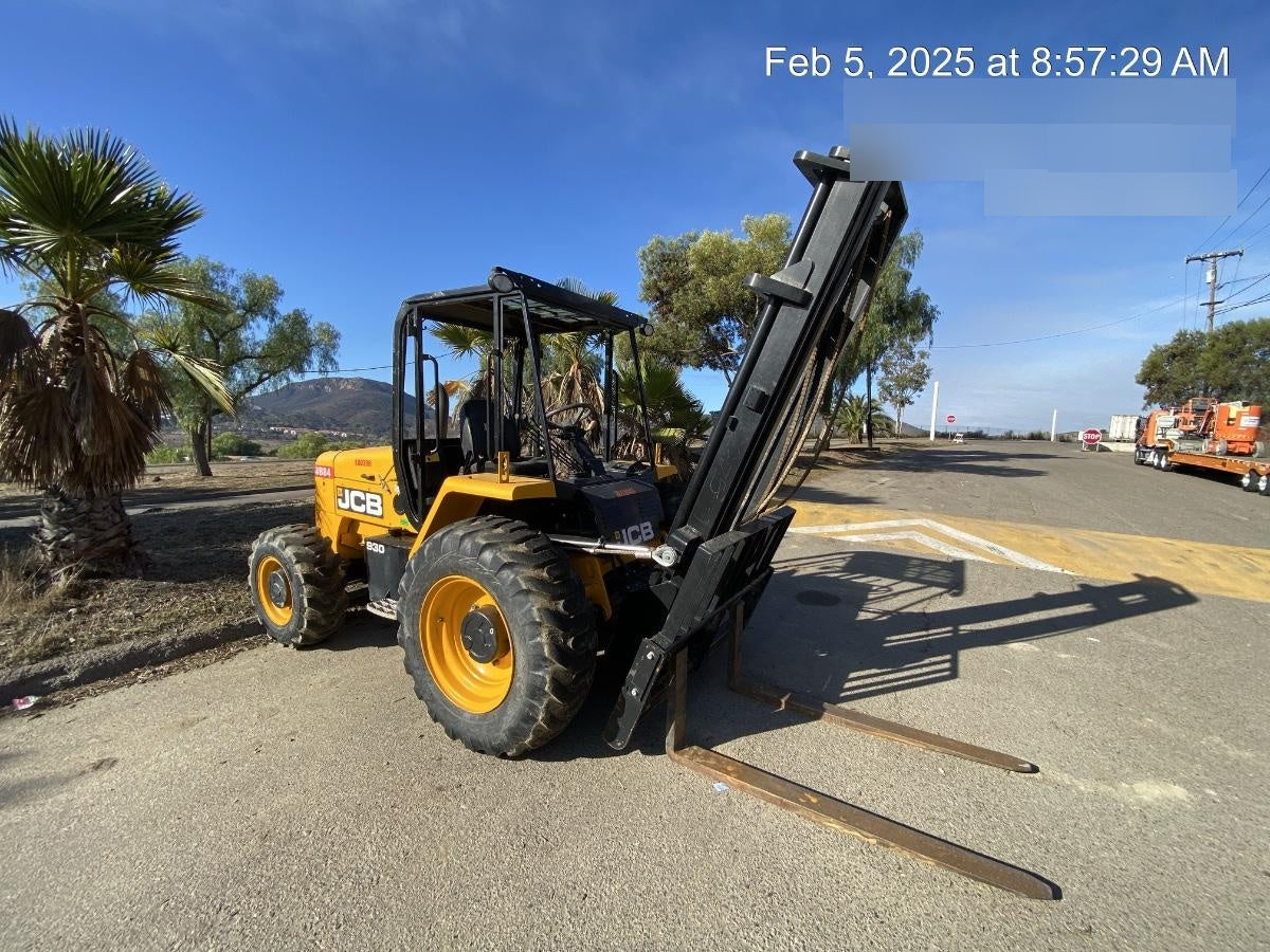 2021 JCB 930-4