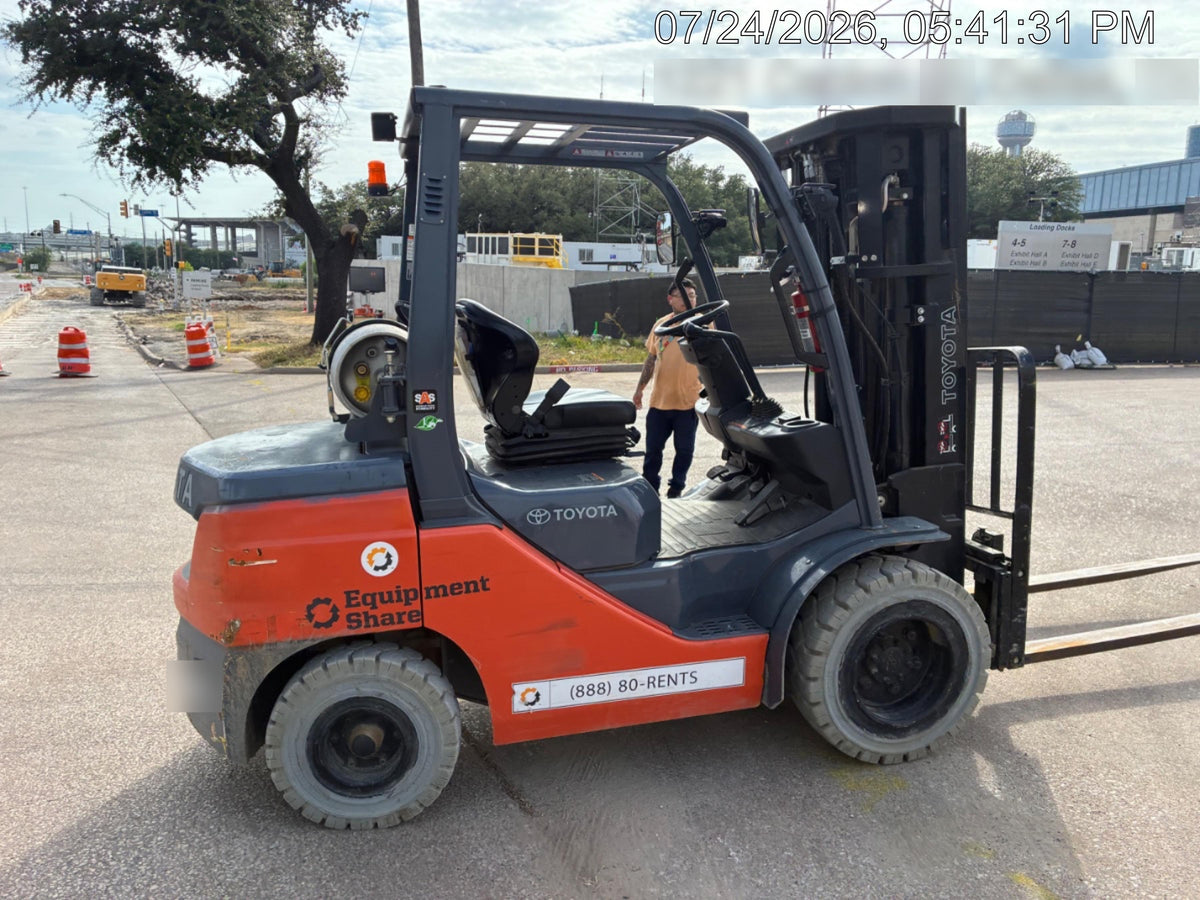 2023 TOYOTA 8FGU30 LP - Quad