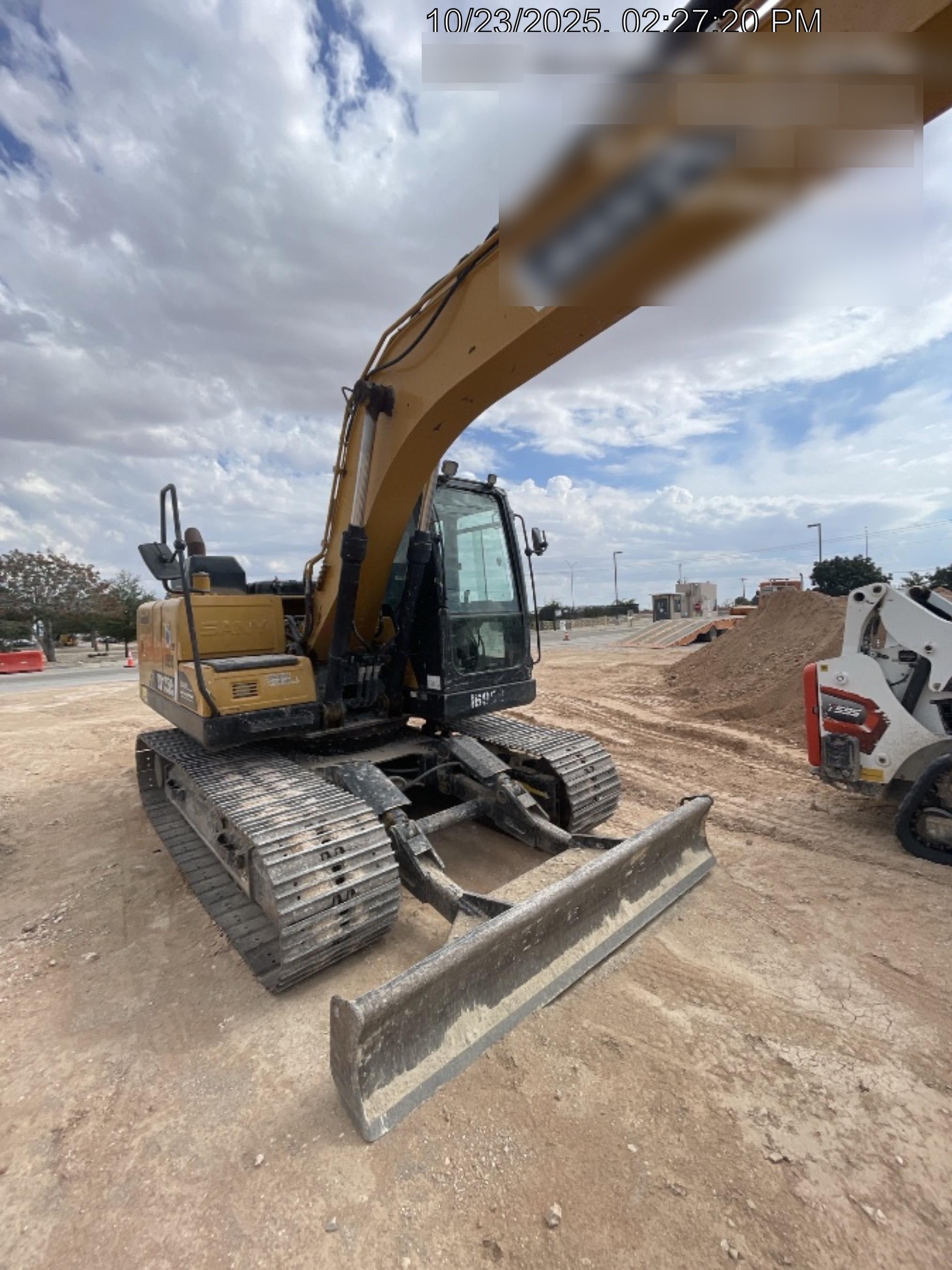 Sany SY135C Sany 135 Cab, 36" HD Sany Bucket