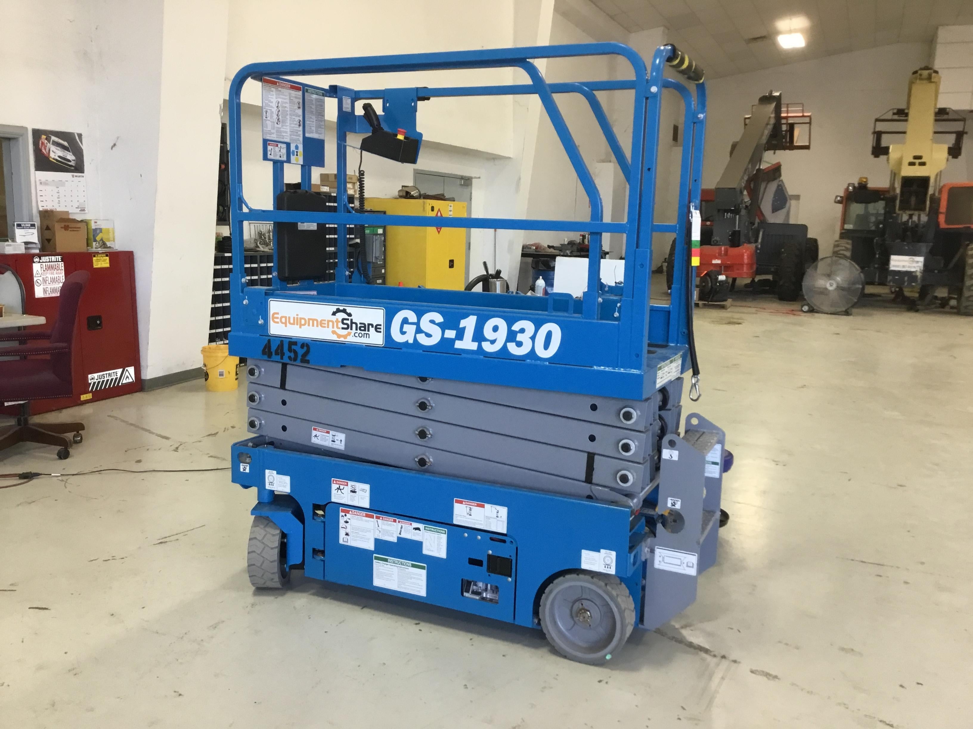 2017 GENIE GS-1930