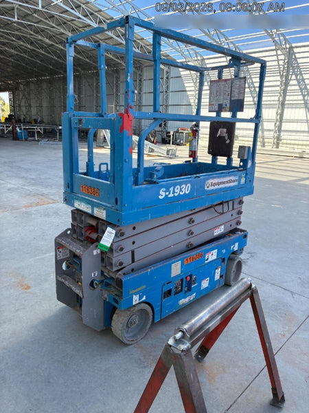 2020 Genie GS-1930 Solid Non Marking Tires, Beacon, Folding rails with half height swing gate