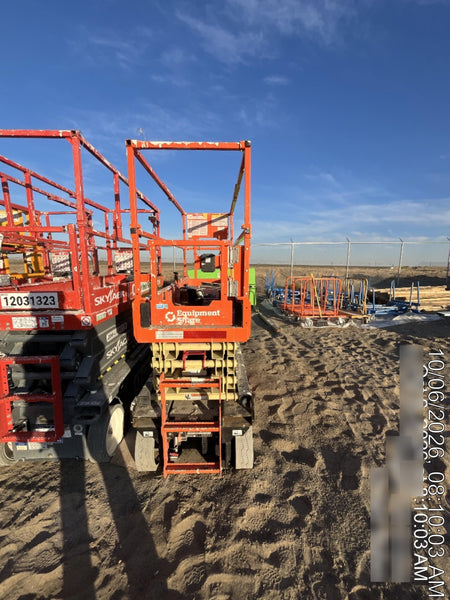 2023 JLG ES2632
