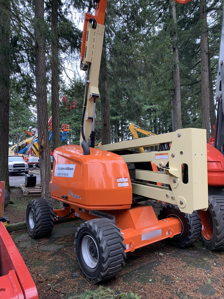 2021 JLG 450AJ