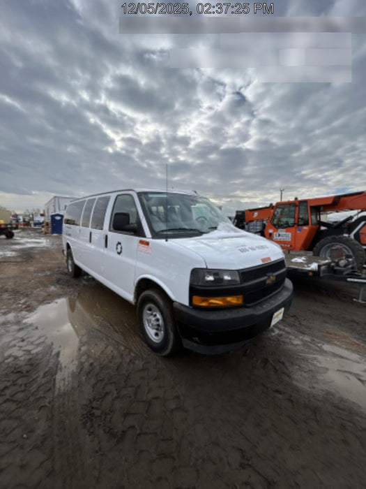 2025 CHEVROLET Express Van - Rental