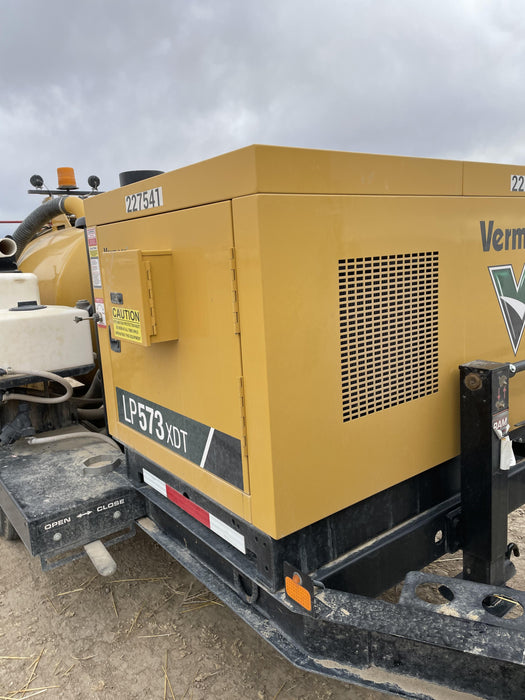 2022 Vac-Tron LP573XDT T4 Koehler Diesel Engine, 500 Gallon Debris Tank, x2 100 Gallon Water Tanks