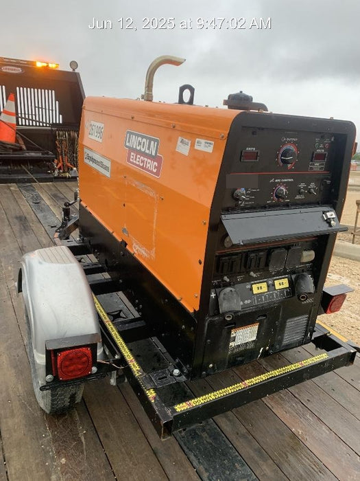 2022 Lincoln Electric LE400 Kubota V1505, Trlr, Cable Rack, Light Kit, ES Decals, T3