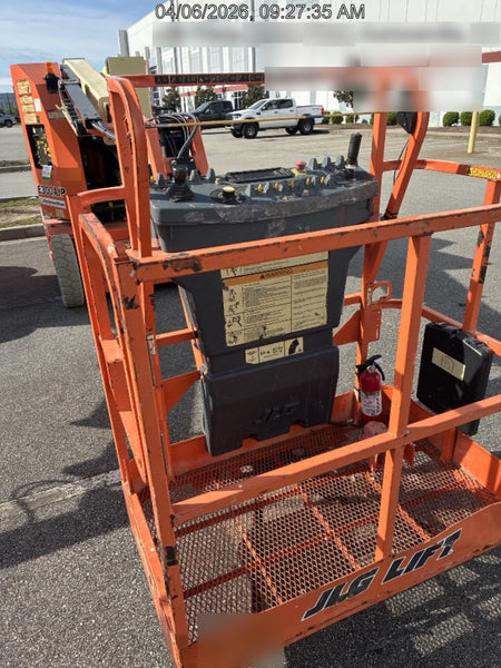 2019 JLG E300AJP