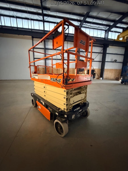 2022 JLG R3246