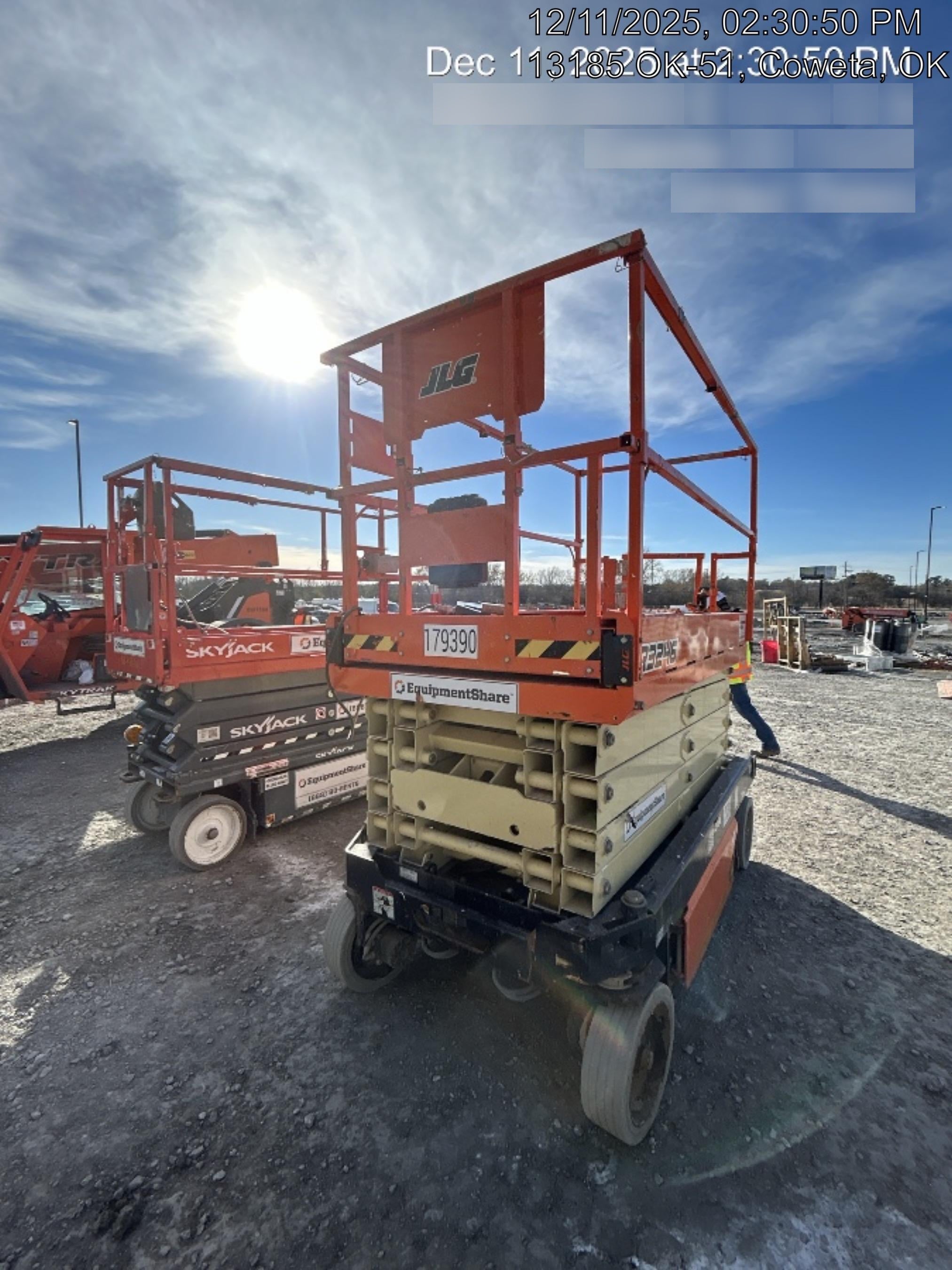 2021 JLG R3246