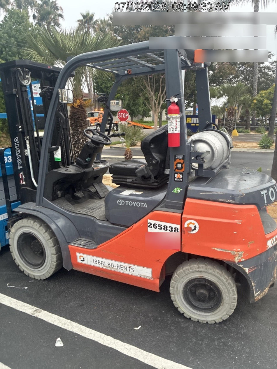 2022 TOYOTA 50-8FGU25