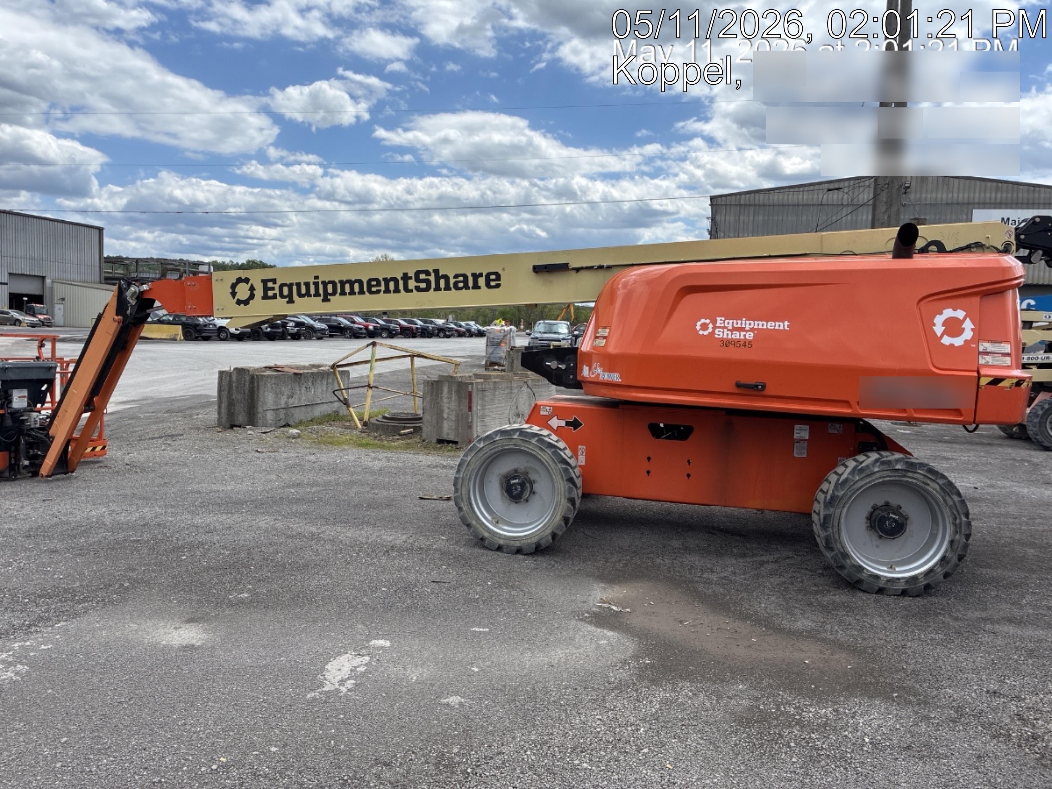 2023 JLG 660SJ