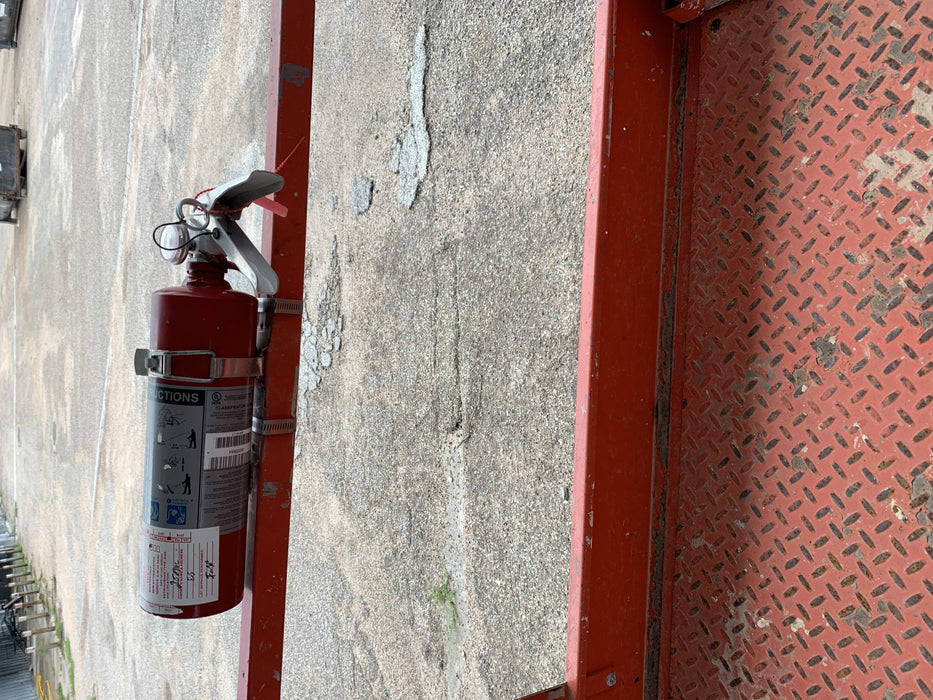 2017 Skyjack SJIII-3226 Skyjack SJ3226, Trojan Battery Set, Extended Warranty 5yr/5k hr