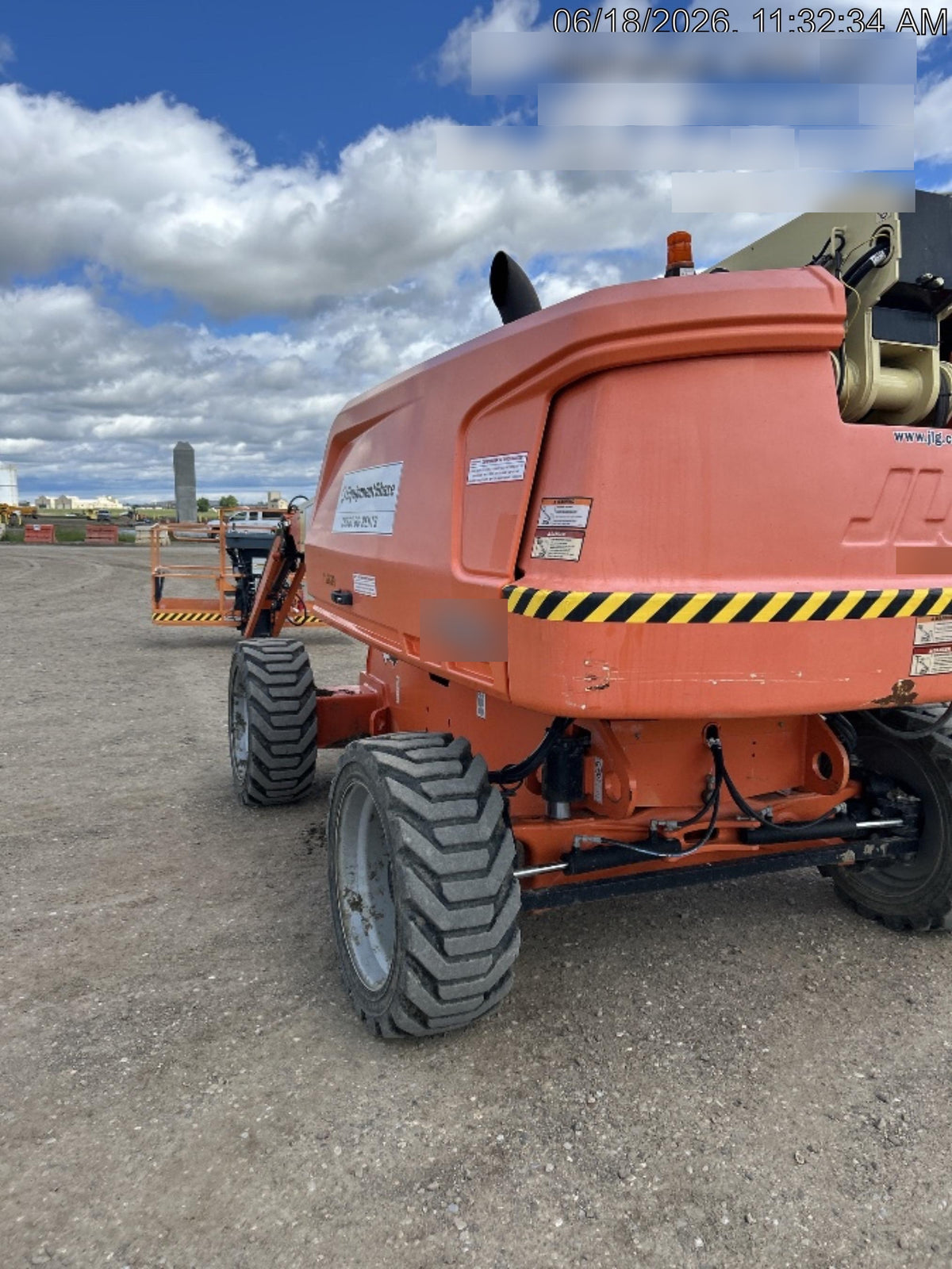 2020 JLG 660SJ
