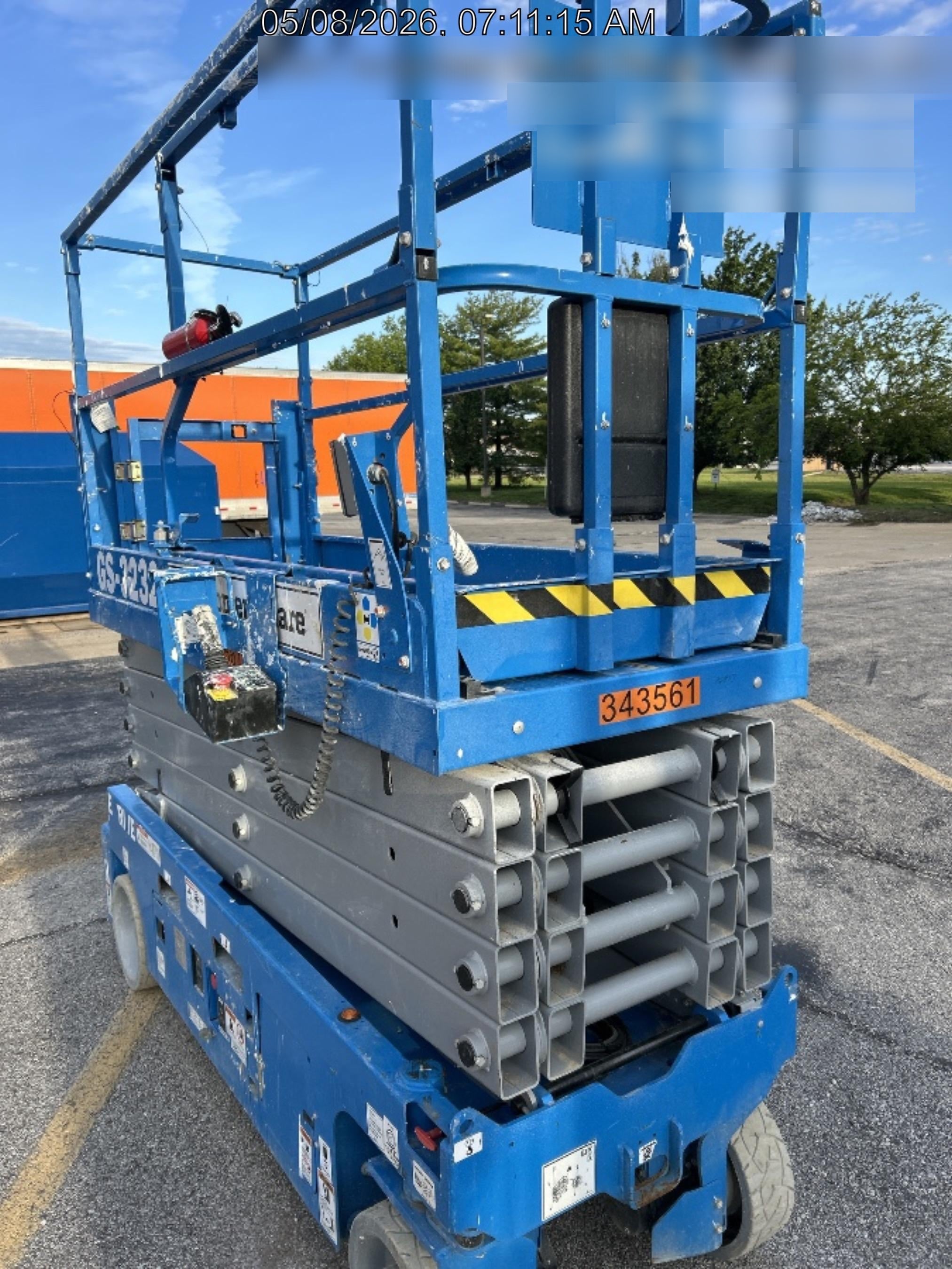 2023 GENIE GS-3232