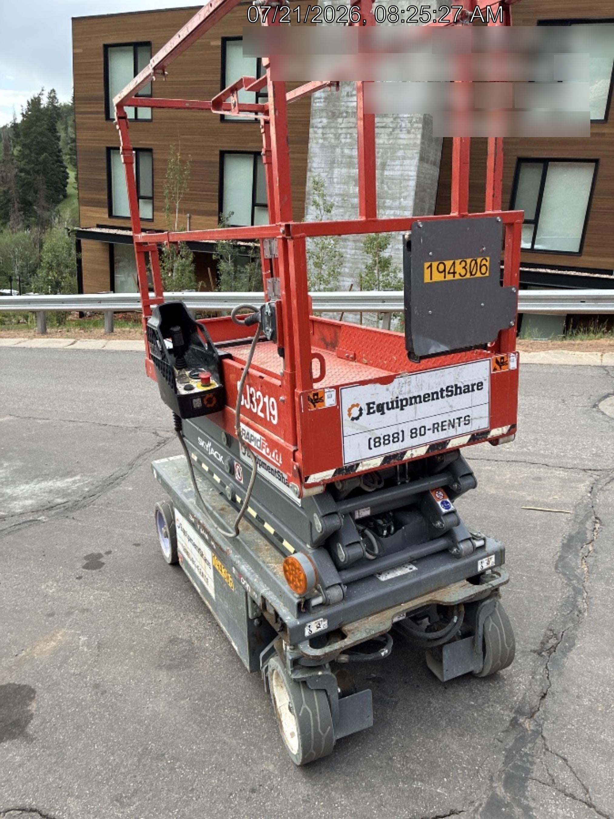 2021 SKYJACK SJ3219
