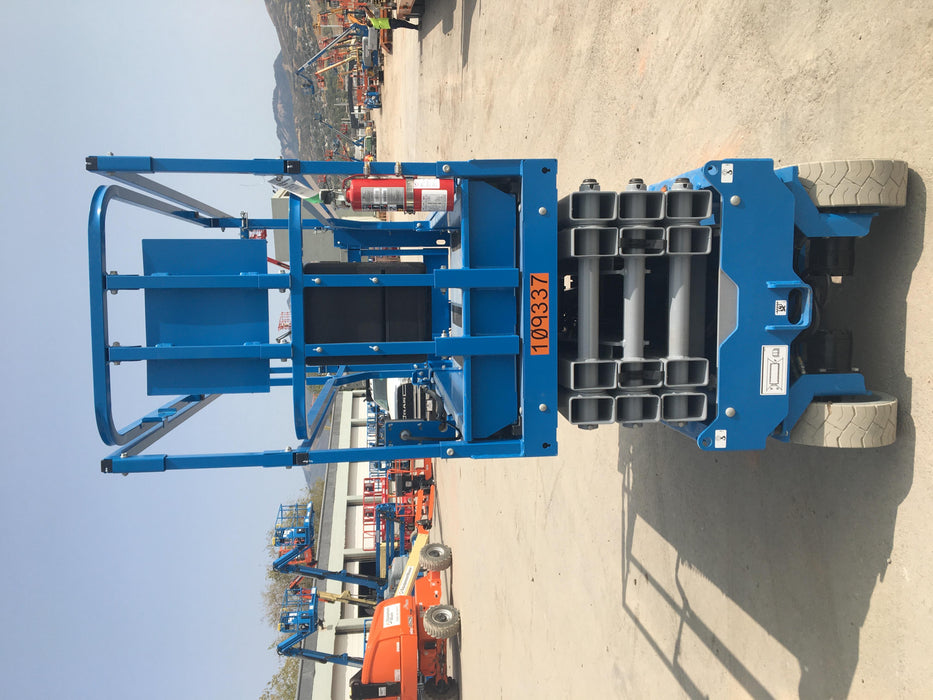 2020 Genie GS-2632 Solid NM Tires, Folding Rails with Half-Height Swing Gate, Beacon