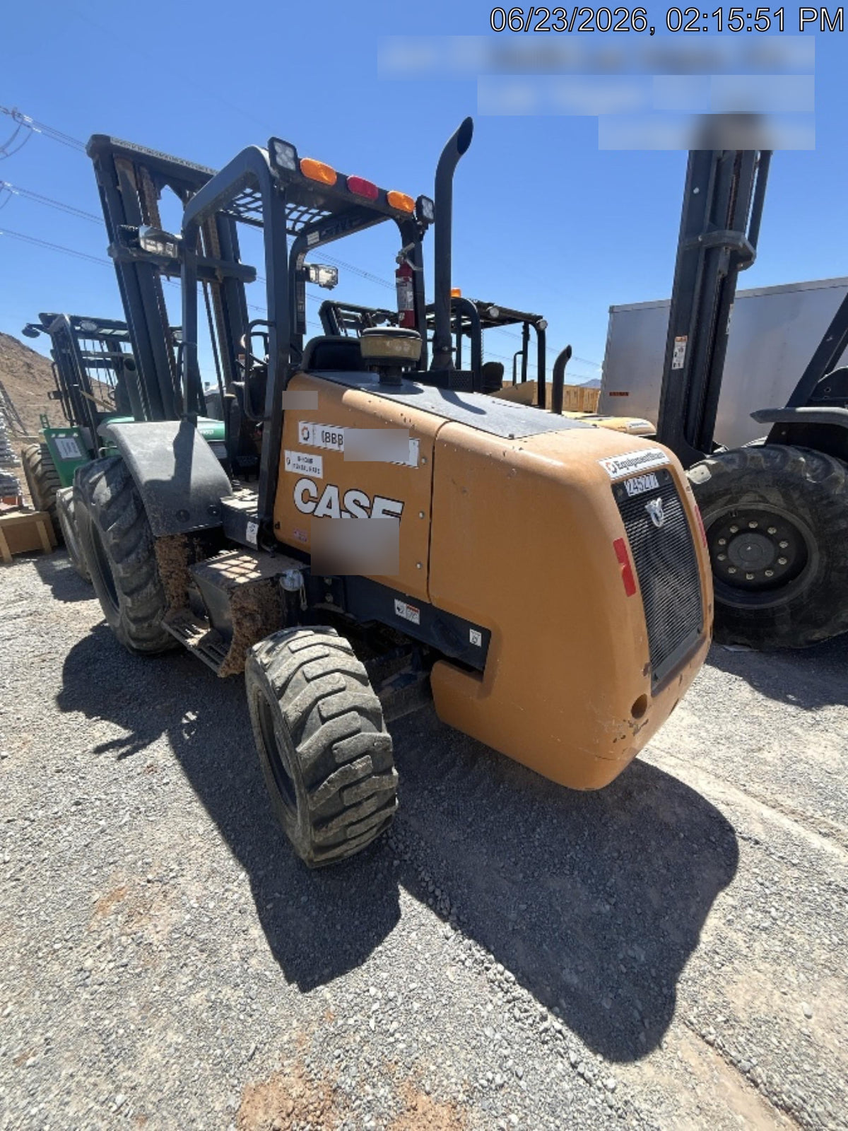 2022 CASE 588H